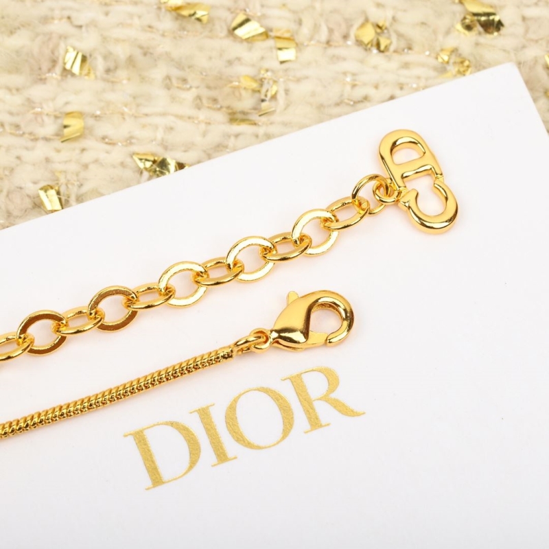 chr1st1an D10r necklaces